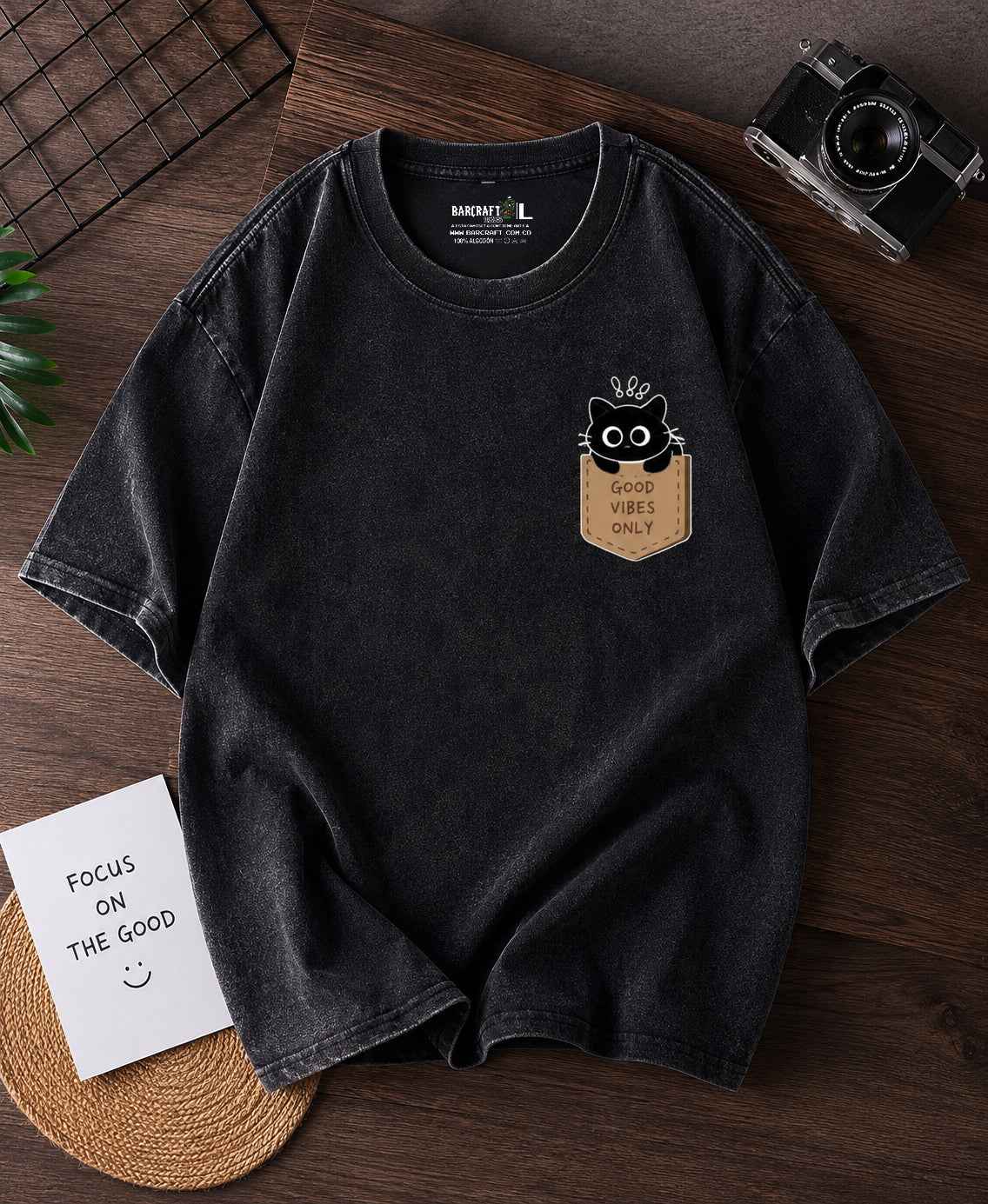 Camiseta Oversized Good Vibes Cat Acid Wash