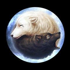 Lobos yin yang
