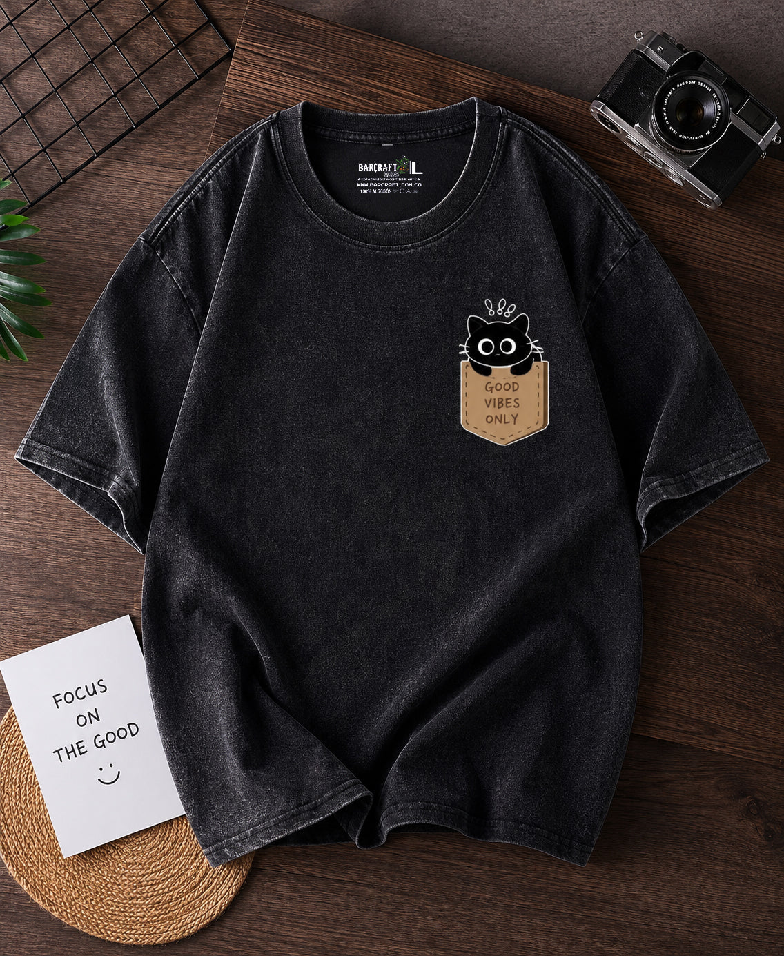 Camiseta Oversized Good Vibes Cat Acid Wash